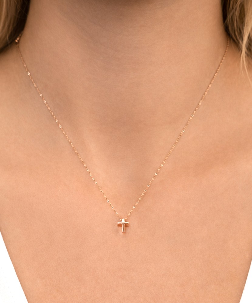 Gold chain with pendant "cross"