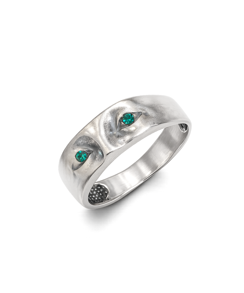Silver ring with crystals