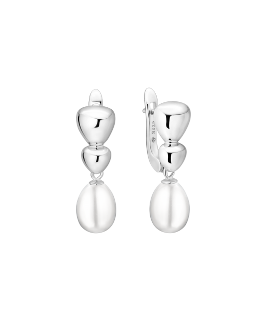 Sterling silver earrings with pearls