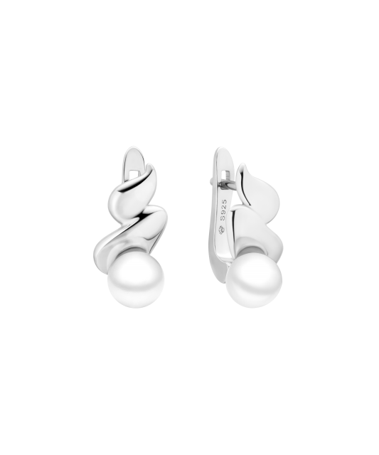 Sterling silver earrings with pearls