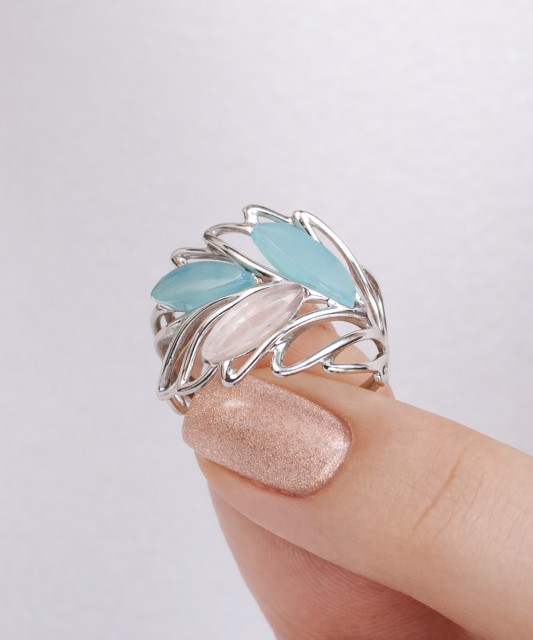 Sterling silver ring with amethyst