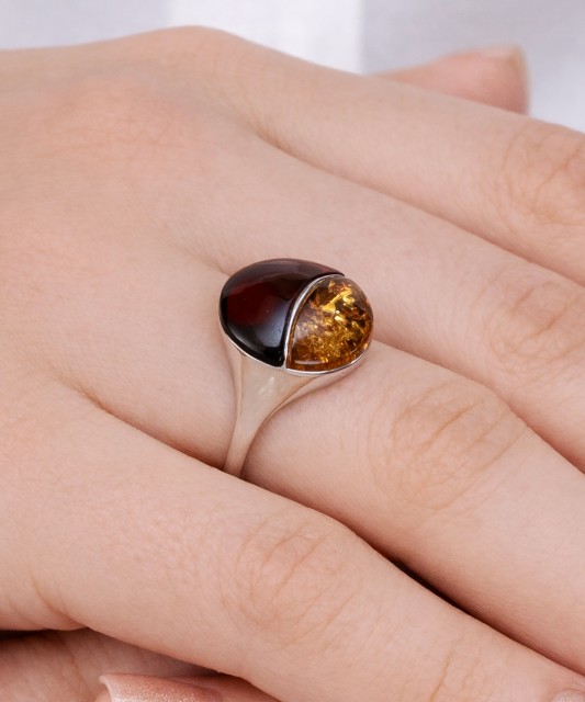 Sterling silver ring with amber