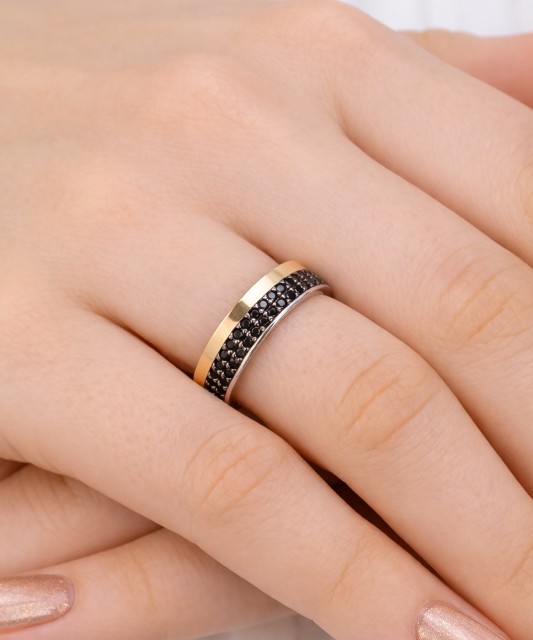 Sterling silver ring gold plated with zircons