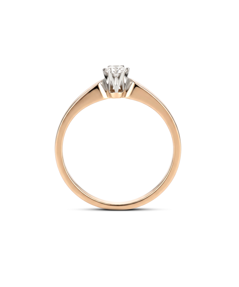 Gold ring with zircons