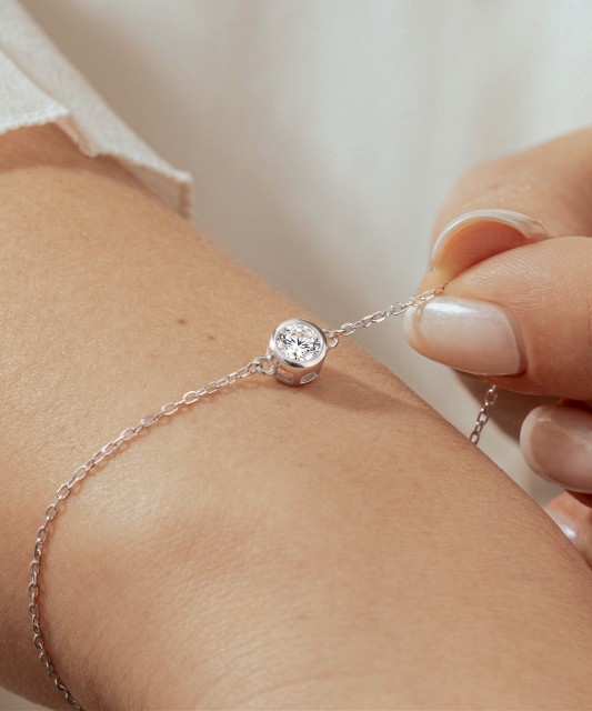 Sterling Silver bracelet with zircons