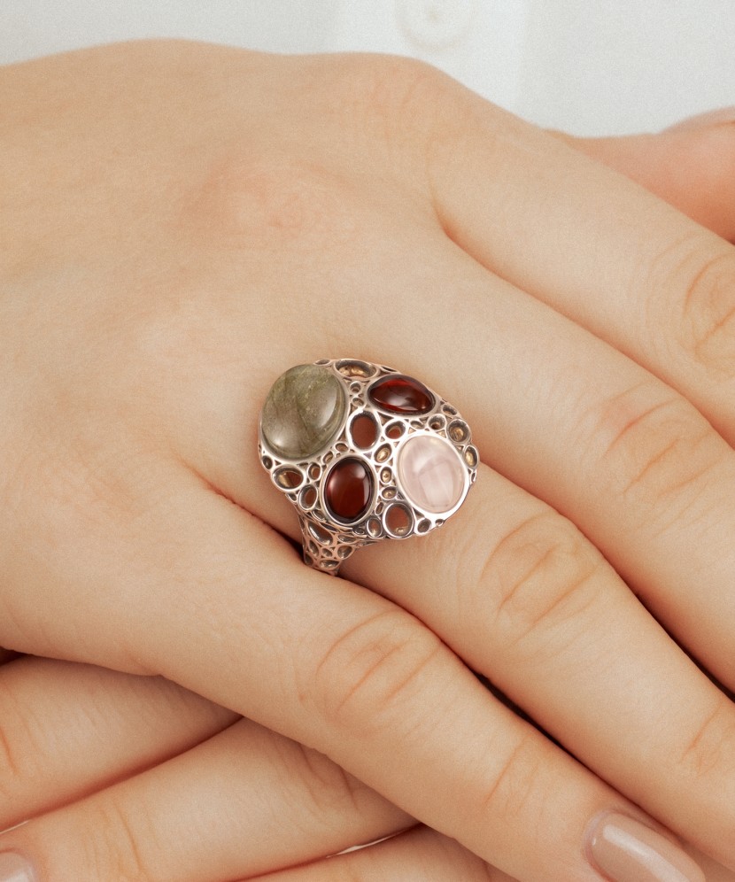 Sterling Silver ring with amber and labradorite