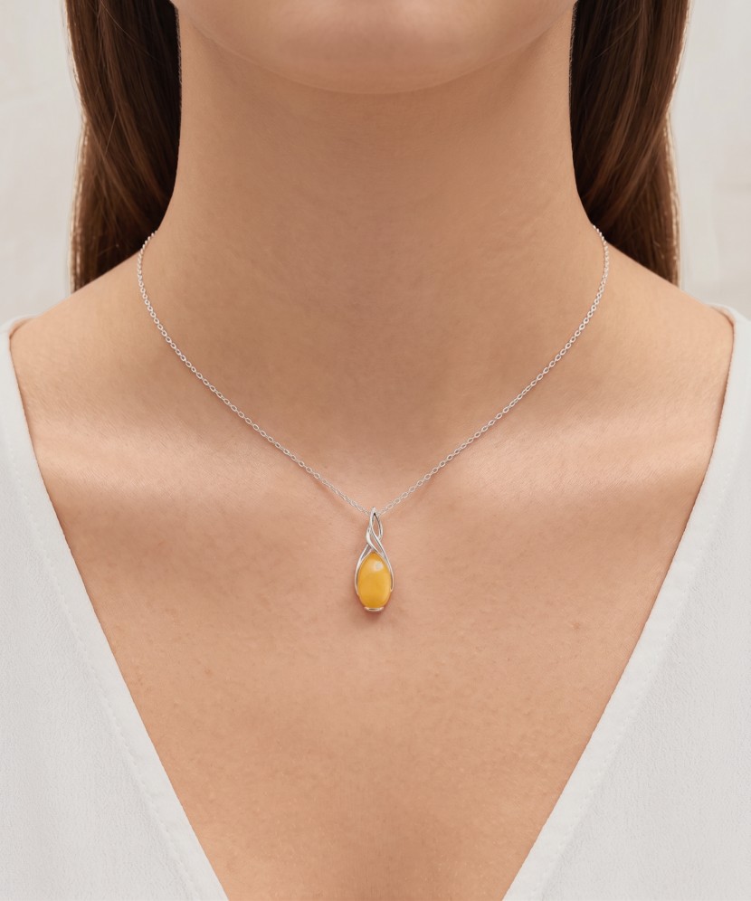 Sterling silver pendant with amber