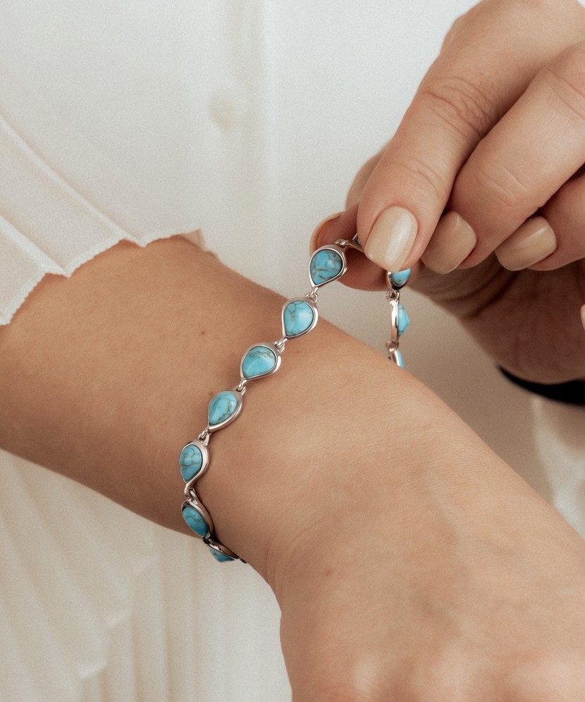 Sterling Silver bracelet with turquoise
