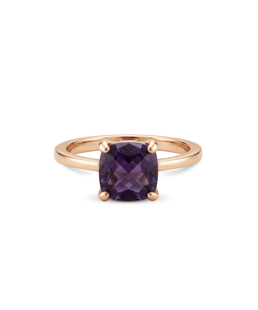 Gold ring with amethyst