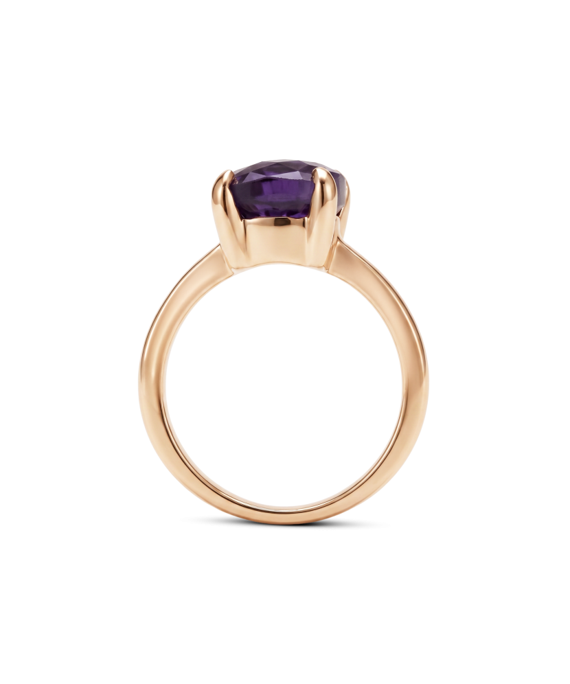 Gold ring with amethyst