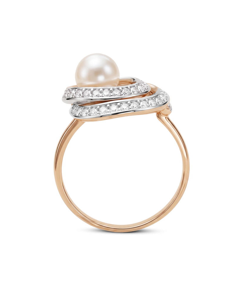 Gold ring with pearl and zircons