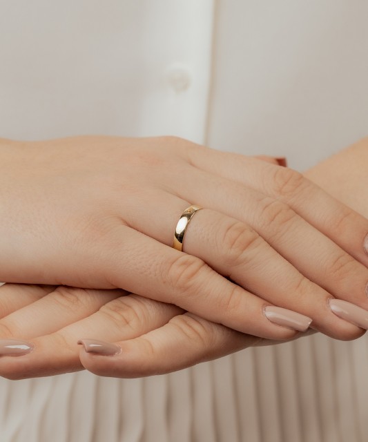 Yellow gold wedding ring 3mm with comfort