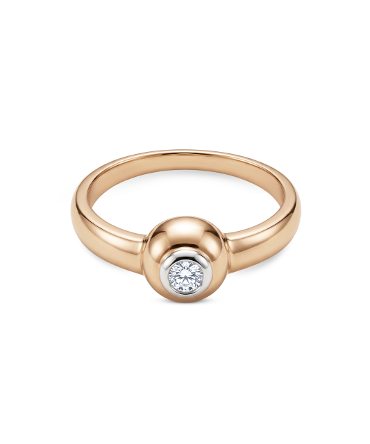 Gold ring with diamond