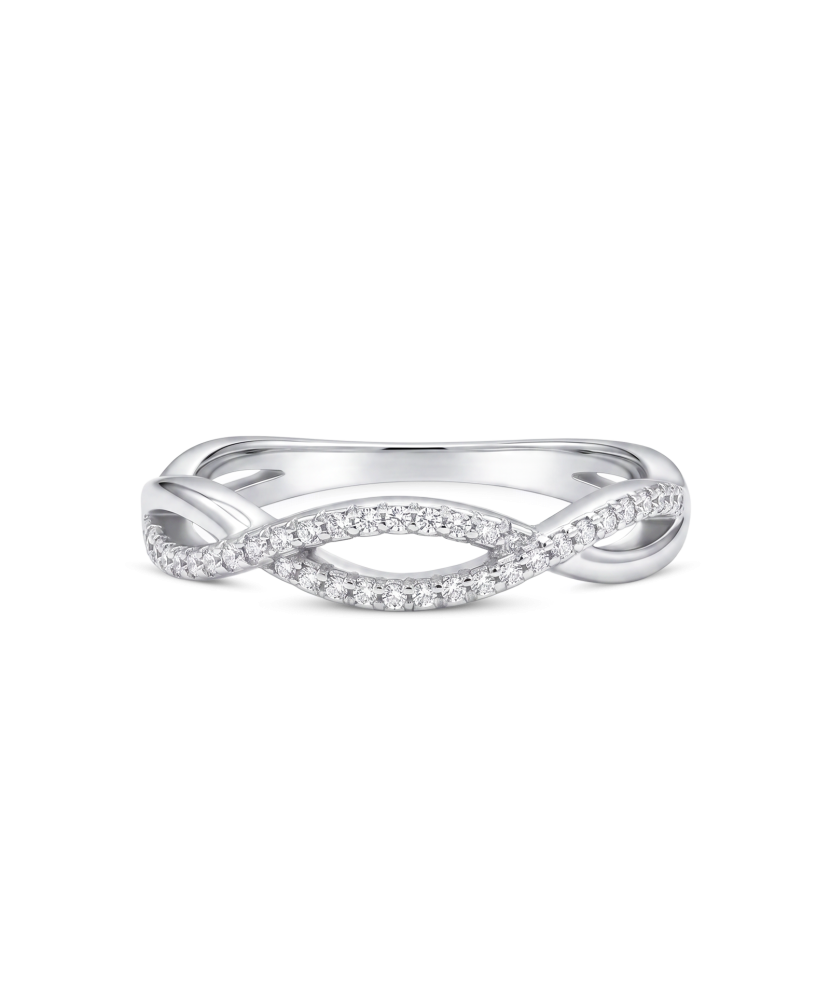 Sterling silver ring with zircons