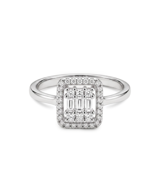 Sterling silver ring with zircons