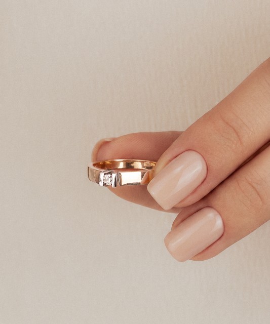 Gold ring with diamond 0,048ct