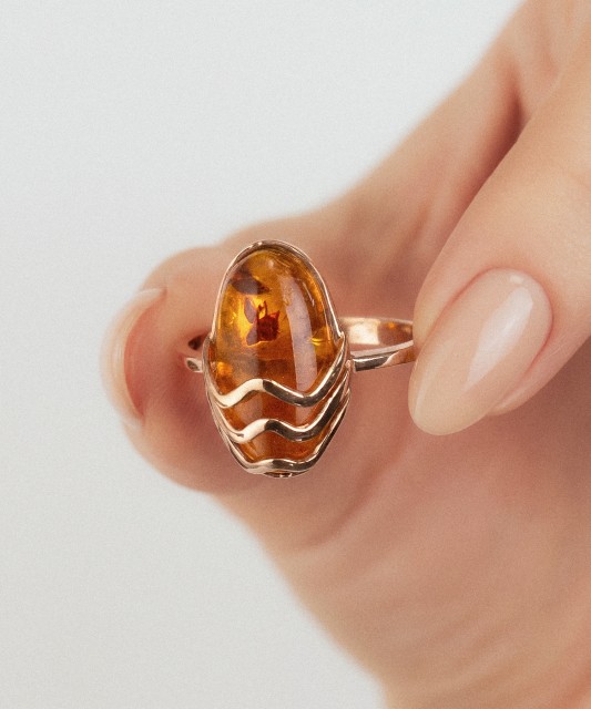 Gold ring with amber