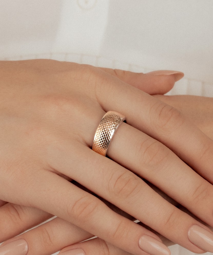Gold ring