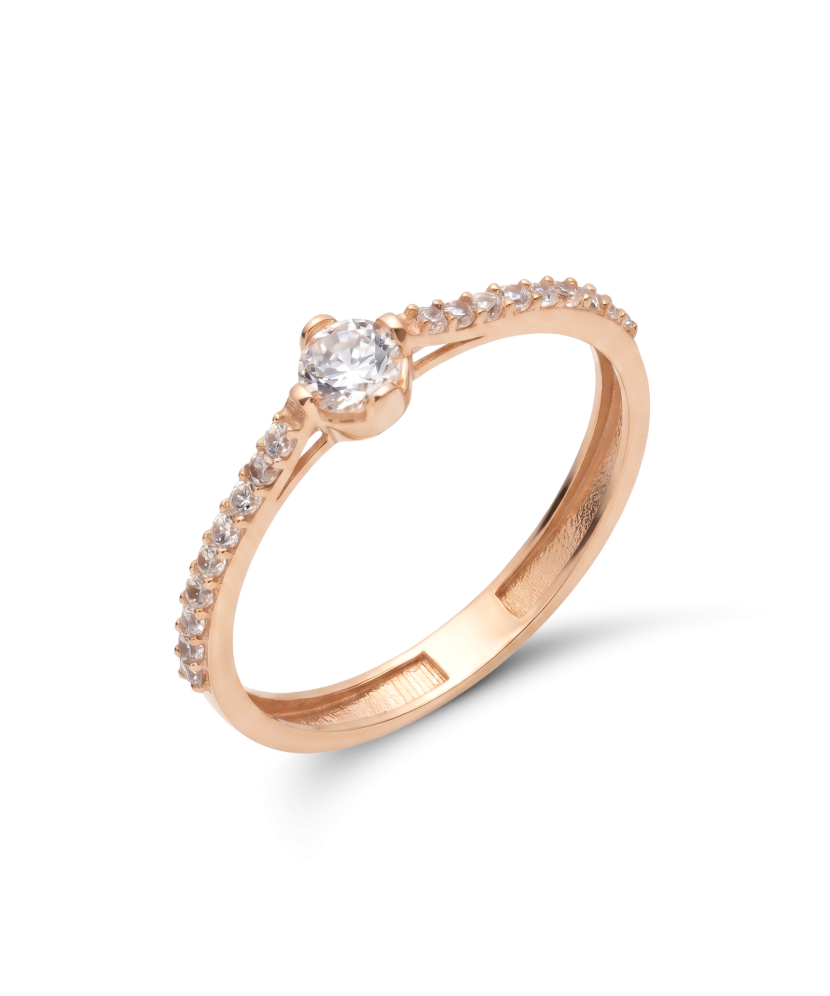 Gold ring with zircons