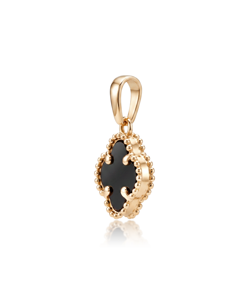 Gold pendant with onyx