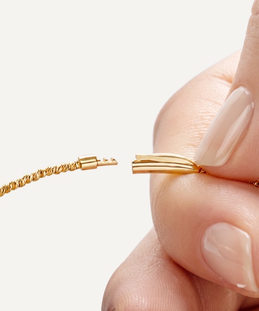Gold bracelet