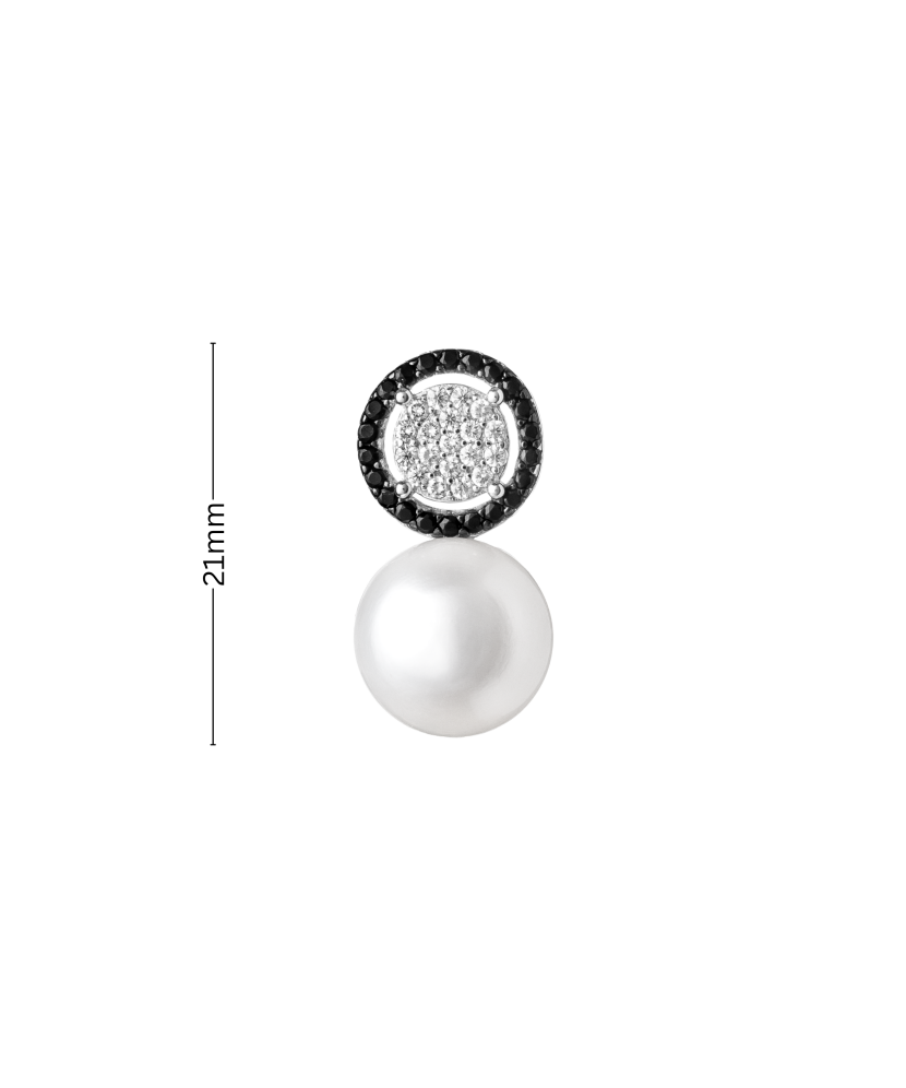 Sterling silver pendant with pearl and zirconium