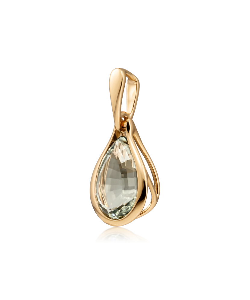 Gold pendant with green amethyst
