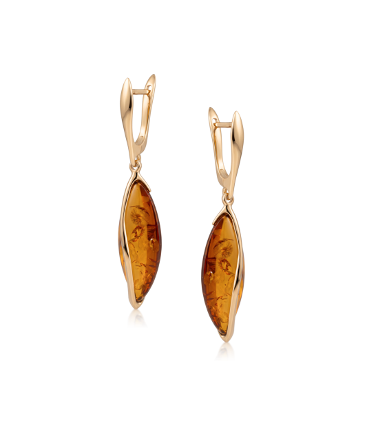 Gold earrings with amber