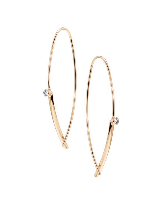 Gold earrings with zircons