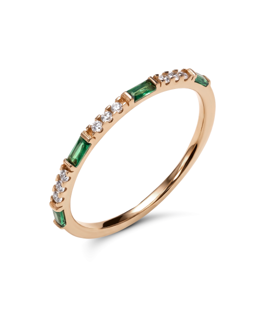 Gold ring with zircons