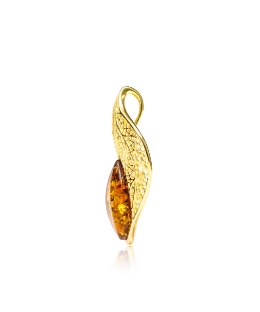 Gilded sterling silver pendant with amber