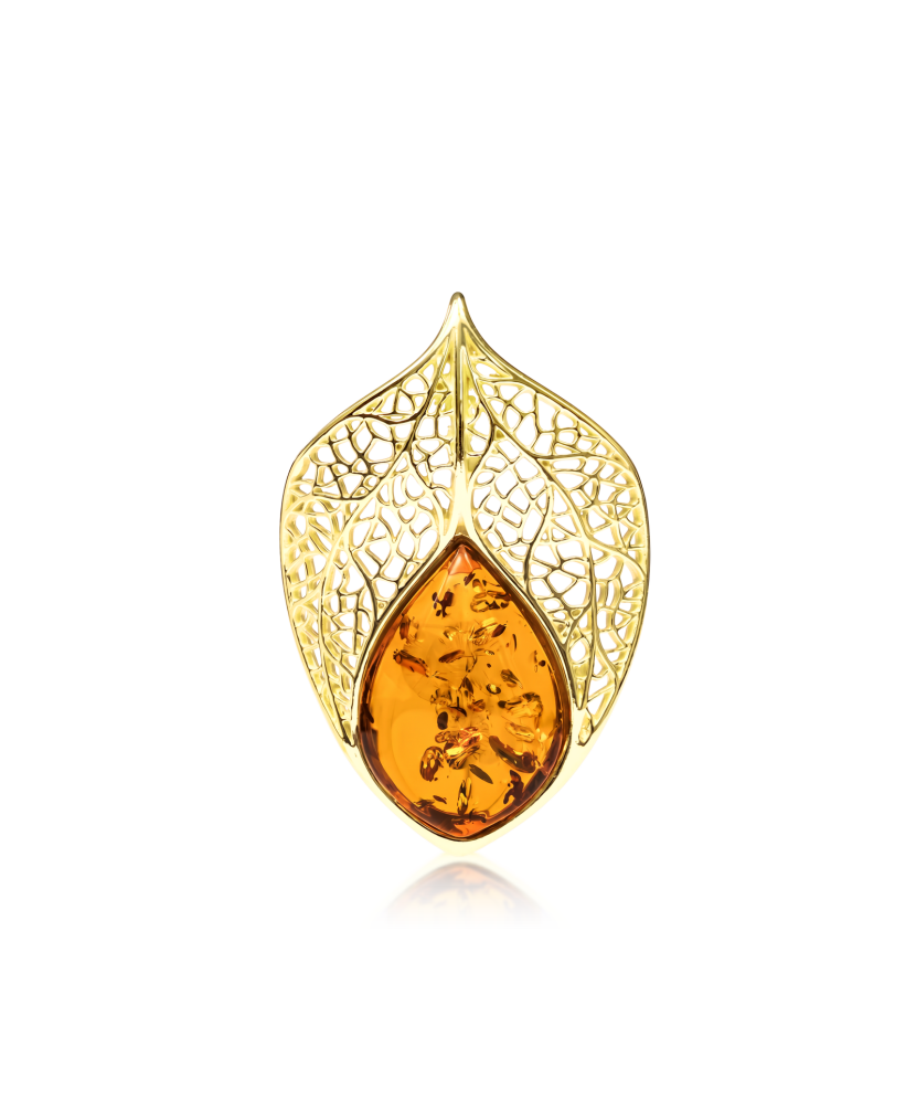 Gilded sterling silver pendant with amber