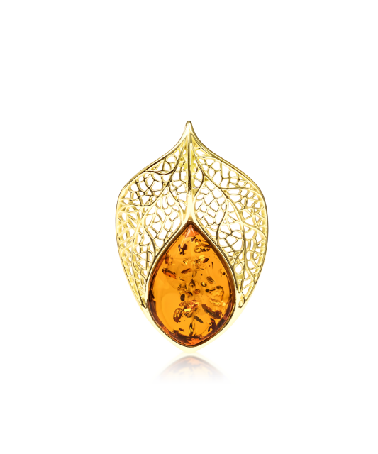 Gilded sterling silver pendant with amber