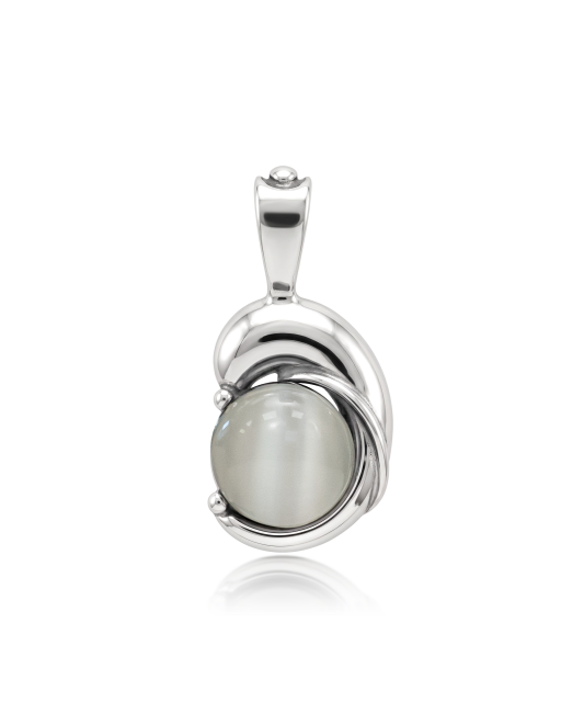 Sterling silver pendant with cats eye stone