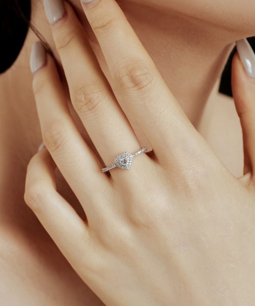 Silver ring with cubic zirconia “Heart”