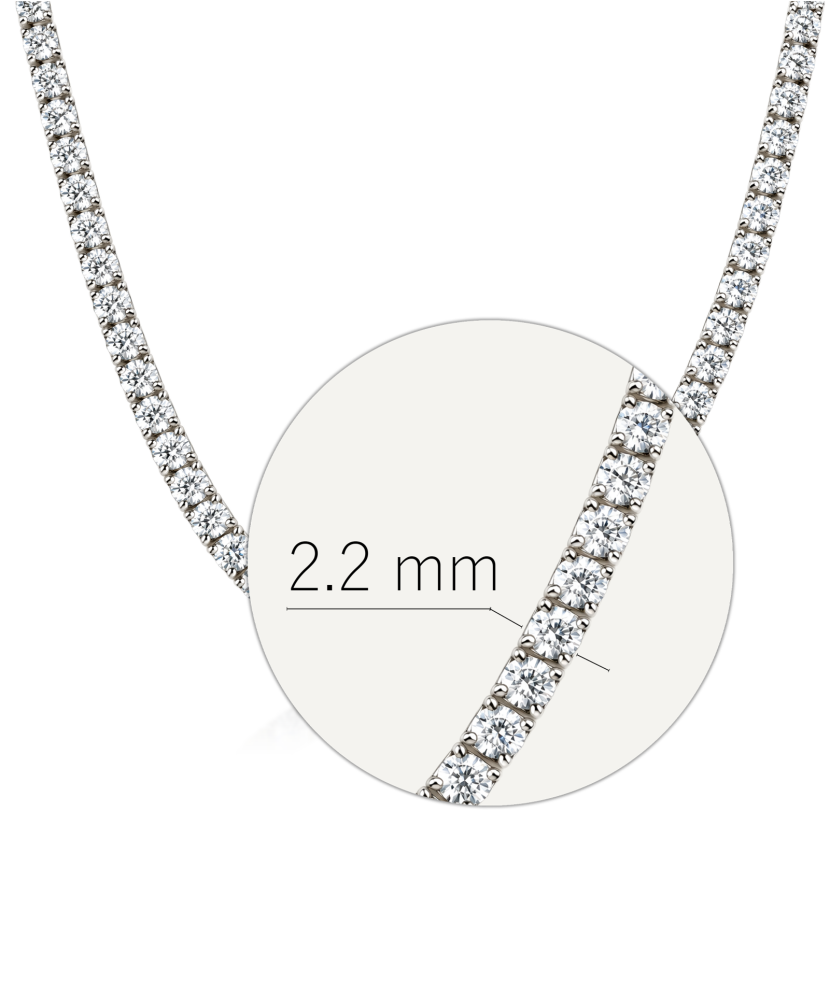 Sterling silver chain with zirconium pendant