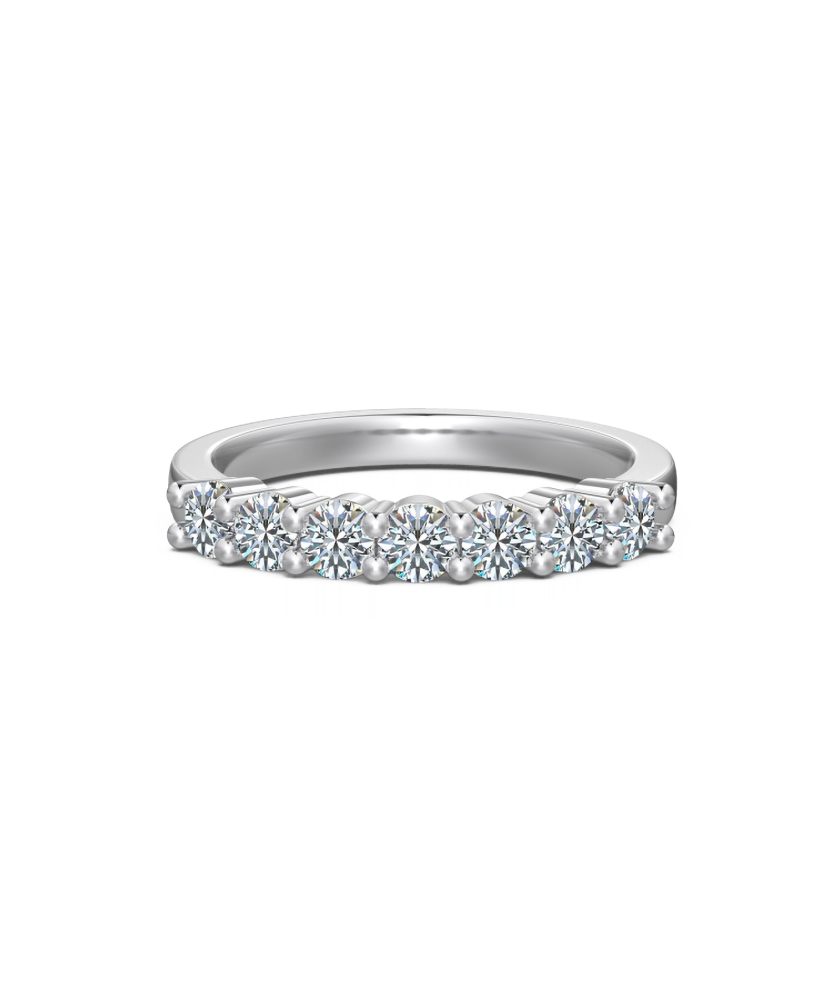 Hopeinen sormus moissaniiteilla 0.7ct