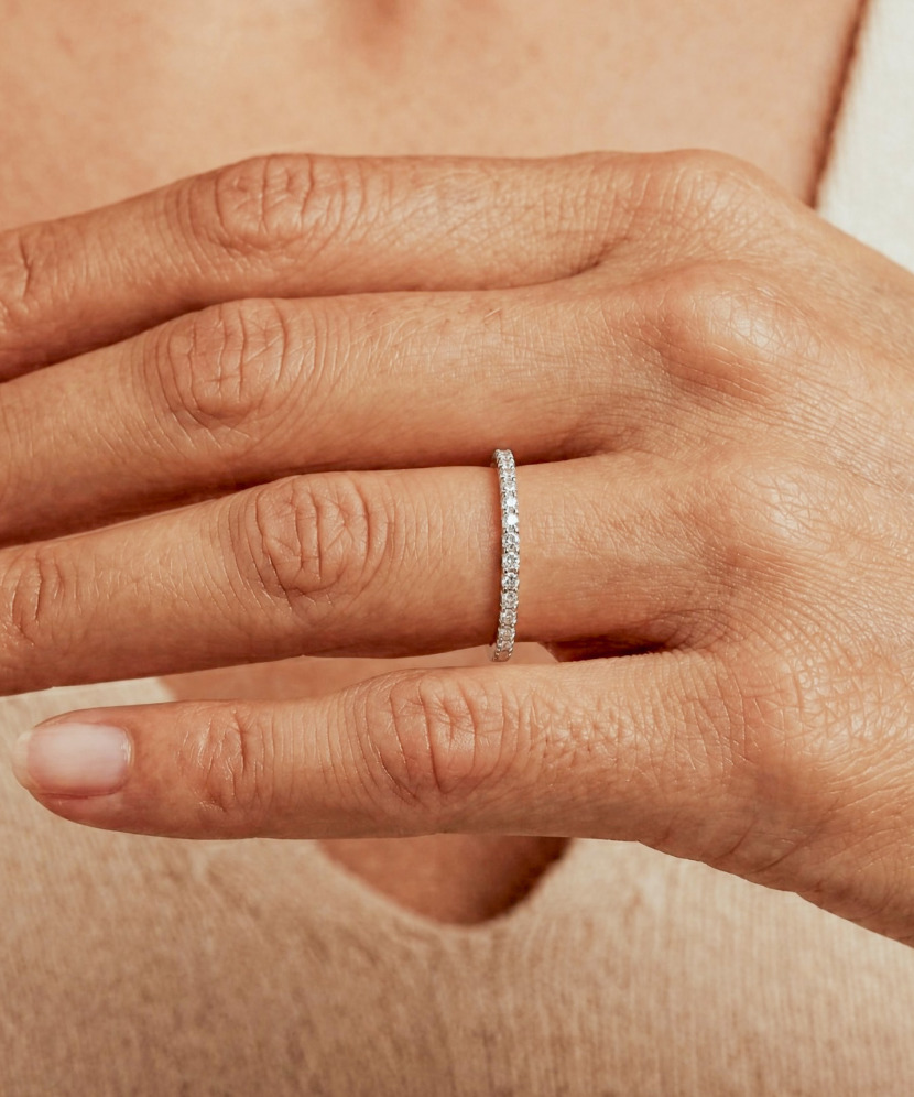 Silver ring with moissanites 0.5ct