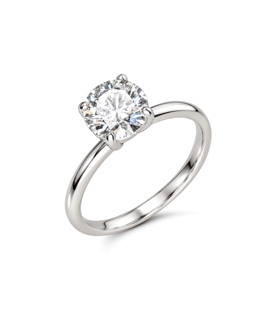 Silver ring with moissanite 2ct