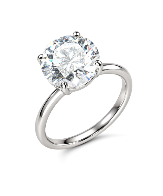Silver ring with moissanite 5ct