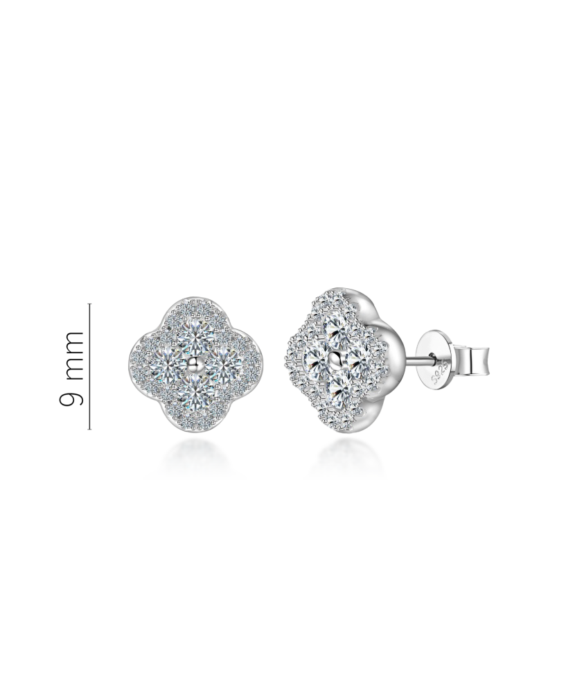 Hopeiset korvakorut moissaniiteilla 0.68ct