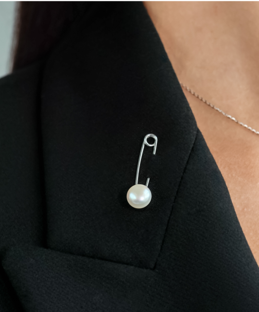 Gilded Sterling silver  brooch with pearl