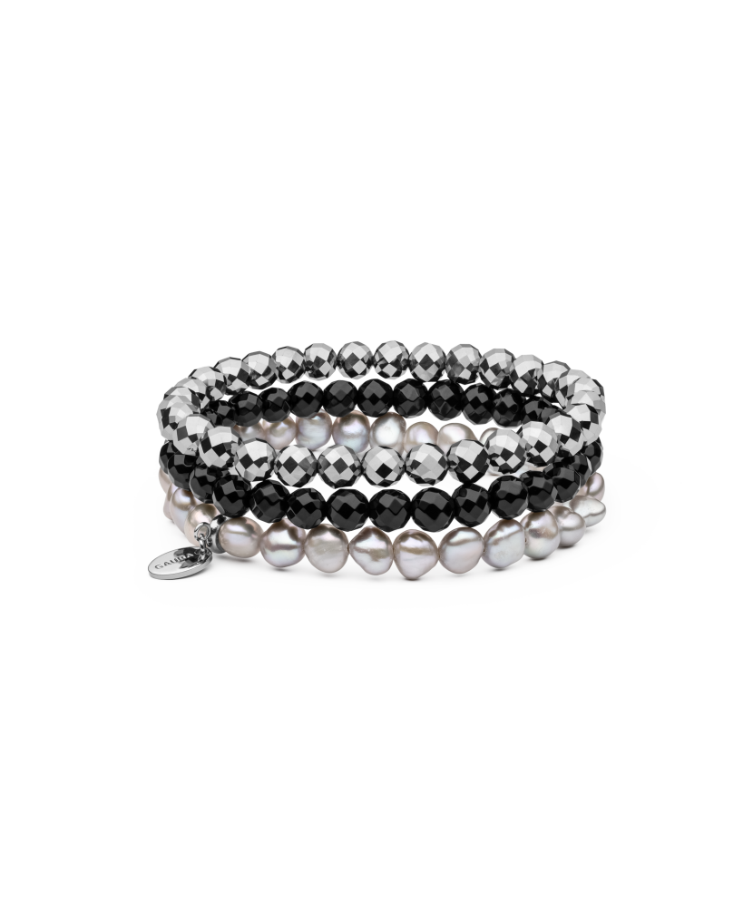 Bracelet with pearls, onyx and terahertz