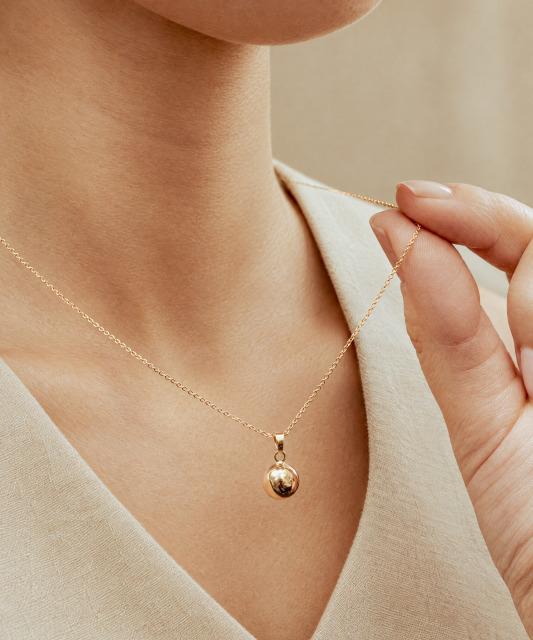 Gold pendant "Bubbles"