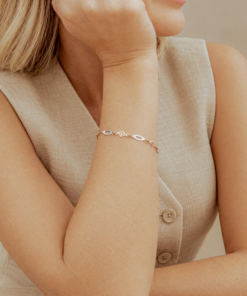 Gold bracelet