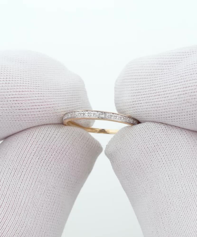 Yellow Gold ring with diamonds