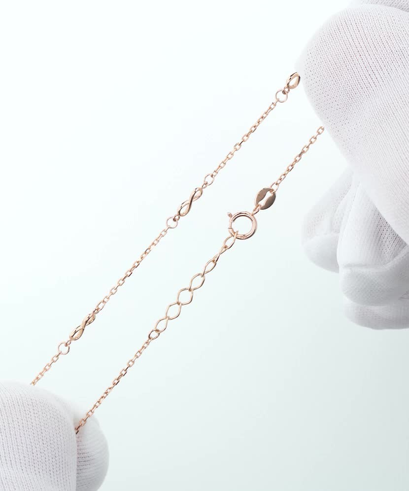 Gold bracelet "infinity"