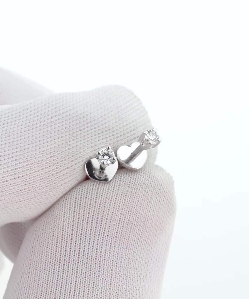 White gold earrings with diamonds