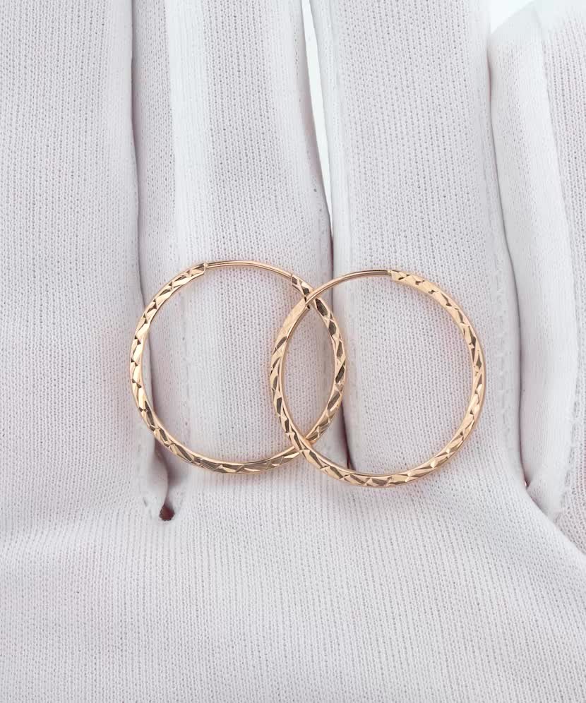 Gold engraved hoop earrings 22mm
