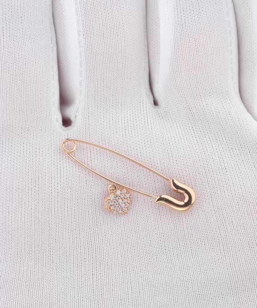 Gold brooch with zircons "Heart"